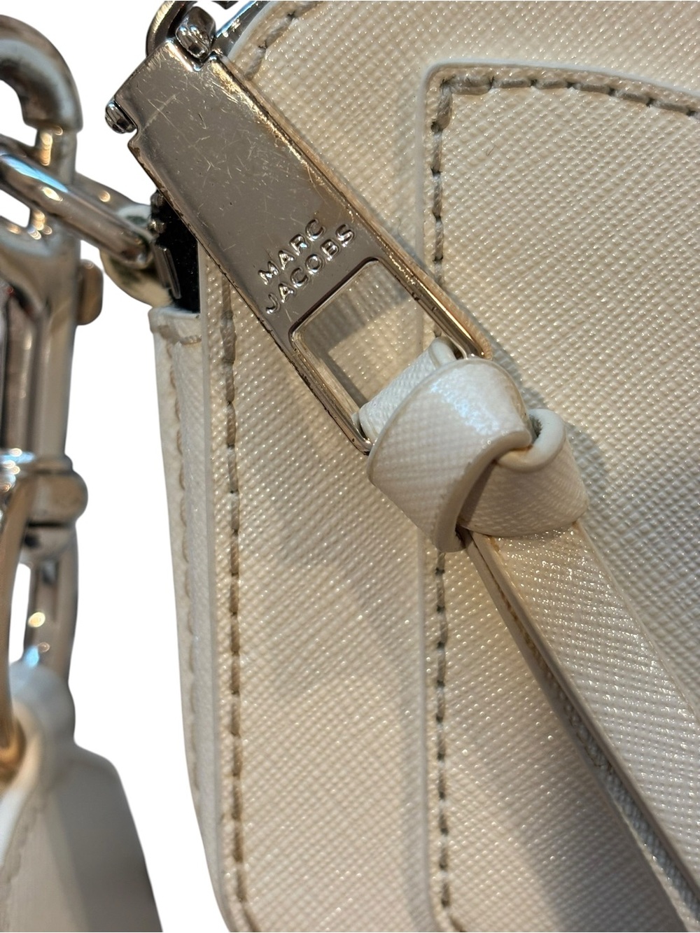 Marc Jacobs White Snapshot Camera Crossbody with Double-J Logo - Picture 4 of 11